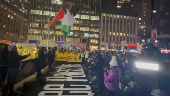Pro-Palestinian rally at Rockefeller Center amid ongoing Gaza conflict