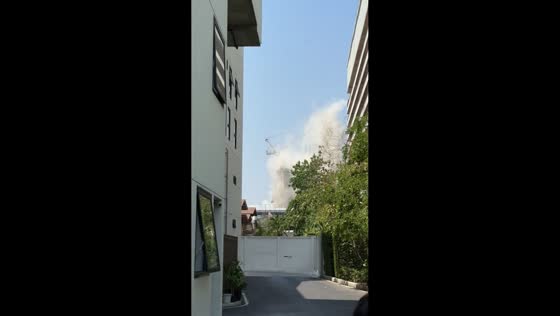 Building collapses amid earthquake in Bangkok, Thailand
