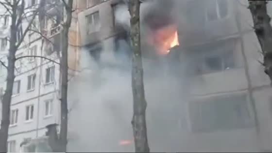 Terrifying shelling strikes residential area in Bakhmut, Ukraine, leaving several injured
