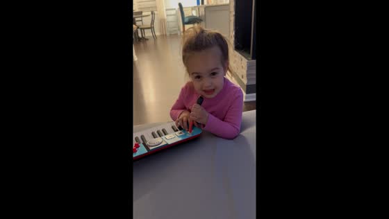 Mic drop: daughter's hilarious song reply in USA