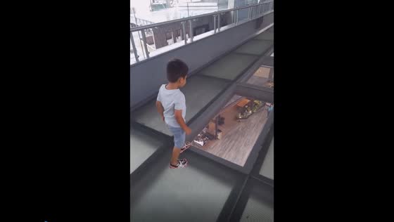 Fear of the unknown: a son's dance with a glass floor in San Pedro Nuevo Leon