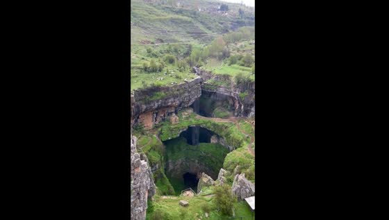 Springtime splendor: discovering Tannourine's Baloue Balaa waterfall