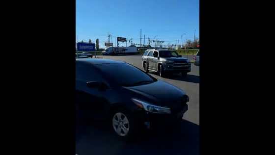 Police chase unfolds in parking lot