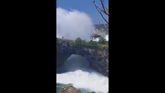 Tourists hit by massive waves at Broken Beach, Nusa Penida, Indonesia