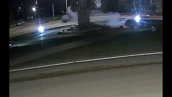 Car crashes into monument and bursts into flames in Kamyshin, Russia