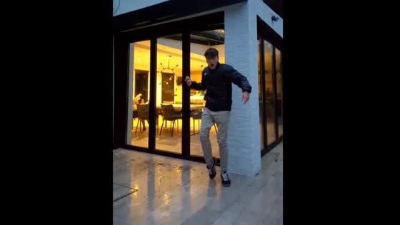 Graceful maneuvers: navigating slippery surfaces in Madrid