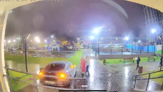 Izhevsk resident hits neighbor in dispute over poorly parked car