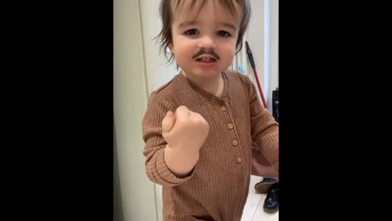 Toddler’s reaction to mustache filter makes mom laugh in Bournemouth, England