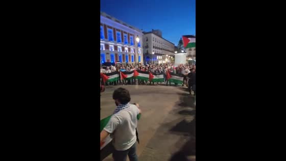 Solidarity vigil in Puerta del Sol: Madrid stands with Palestine