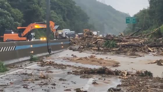 Torrential rain triggers landslide and partial road closure in Dangjin, South Korea