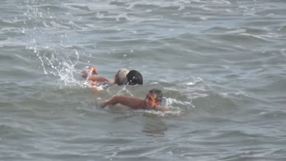 Heroic lifeguards rescue swimmer at Villa Gesell Beach, Argentina
