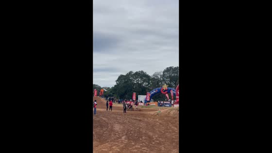 Motorcycle collides with man after landing ramp jump in Santa Cruz de la Sierra, Bolivia
