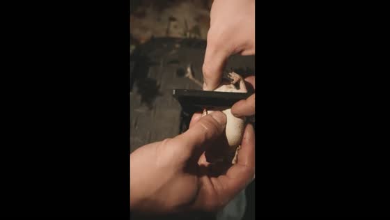 Texas hero rescues frog trapped in tiny hole