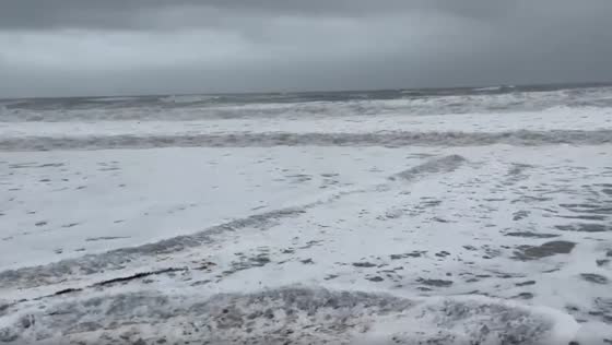 Bomb cyclone caused square waves at Santa Cruz.