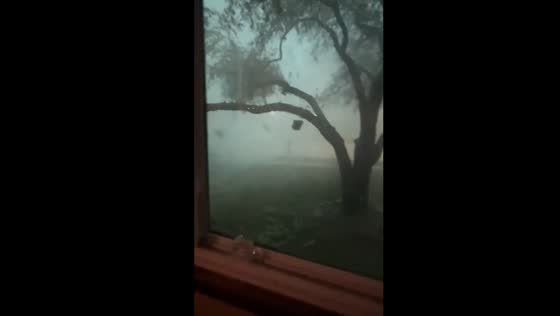 Severe storm hits Omaha, Nebraska