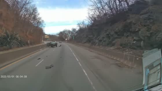 Dashcam captures hit-and-run crash in Pennsylvania, USA