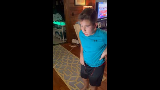 Child's tooth pulled using string in Kingsport, Tennessee