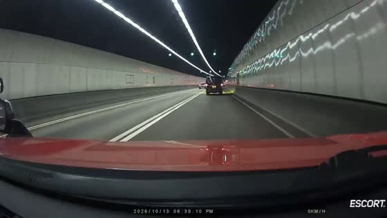 Five-vehicle collision leaves three injured near Cheung Tsing Tunnel in Hong Kong