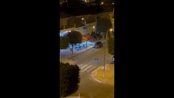 Rioters attack kebab shop amid migrant tensions in Torre-Pacheco, Spain