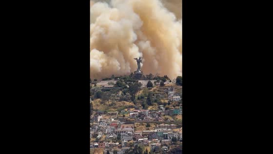 Fire breaks out at Panecillo in Quito, Ecuador