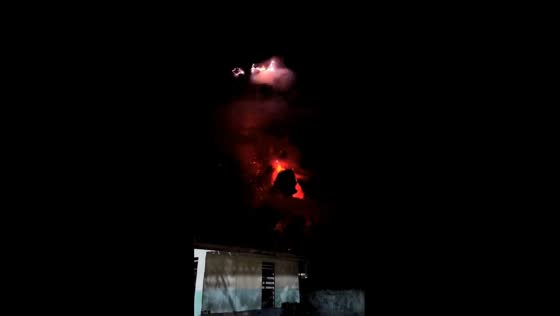 Mount Ruang eruption: lava soars as villagers evacuate in Sulawesi, Indonesia