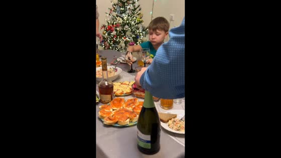Son accidentally breaks glass during family meal in St. Petersburg, Russia
