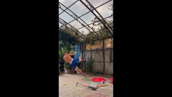 Man slips while practicing boxing in Krasnodar, Russia