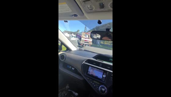 Car nearly falls off truck in Wellington, New Zealand