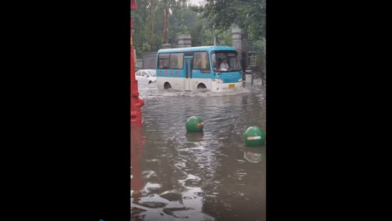 Rare heavy rainstorm engulfs Jinzhou causing flash floods