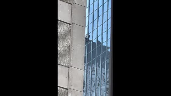 Anti-abortion activist arrested for daring climb on Chicago's Accenture Tower
