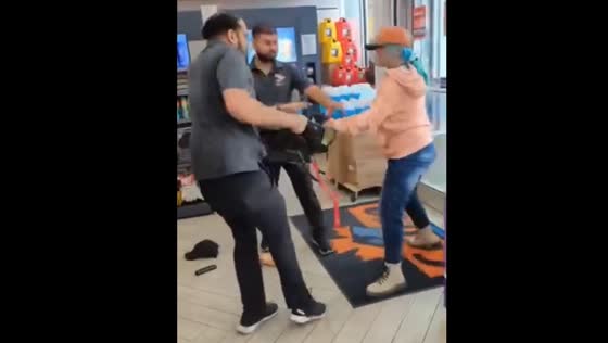 Altercation at gas station in Kelowna, Canada, over alleged candy theft