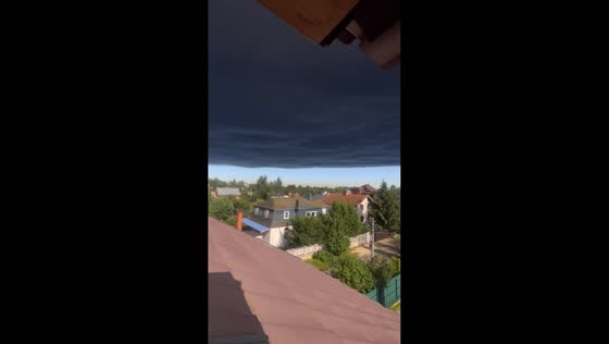 Massive smoke plume darkens sky over Domodedovo after industrial fires in Russia