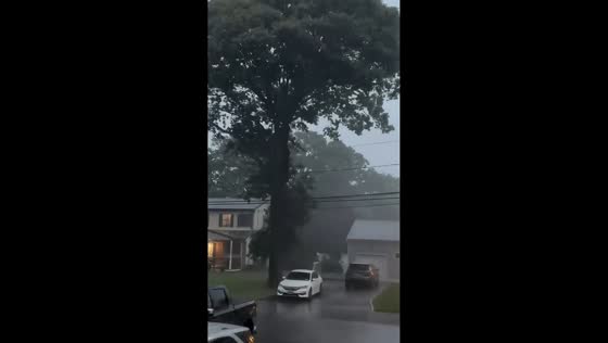 Severe thunderstorm brings lightning and heavy rain in Long Island, USA