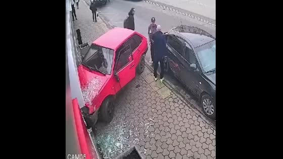 Shocking car collision: vehicle rams coffee shop in Omsk's center