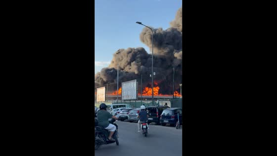 Massive fire engulfs BRT logistics warehouse in Milan, Italy