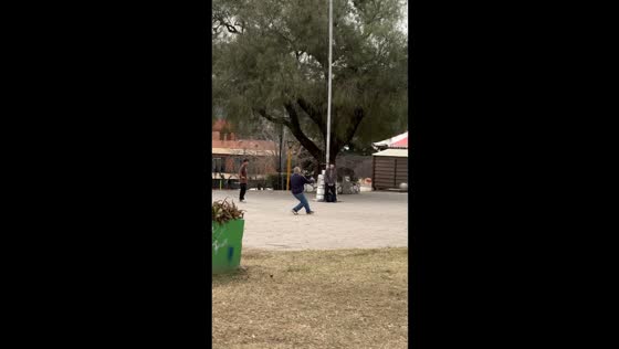 Elderly man’s big kick ends with an unexpected tumble in Cordoba, Argentina