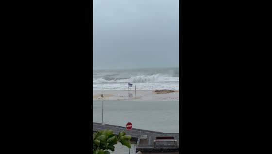 Tropical Storm Gonzalo sends powerful waves crashing onto Santa Maria waterfront, Cabo Verde