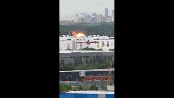 Drone debris sparks fire near Sadovod shopping center in Moscow, Russia