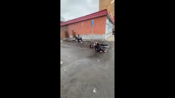 Police chase ends in pedestrian collision in Norilsk, Russia