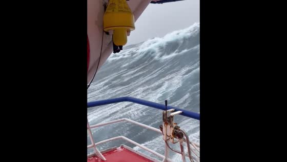 Footage of Storm Otto causing havoc on the North Sea
