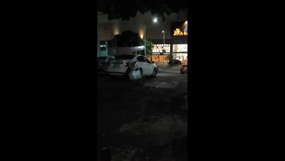 Drunk driver crashes car in Veracruz, Mexico