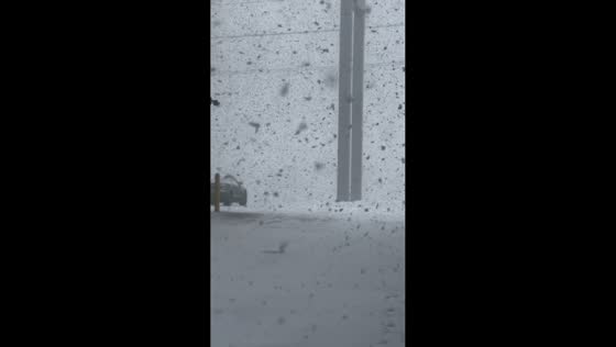 Winter storm brings heavy snowfall and Arctic cold to Beechwood, Ohio, USA