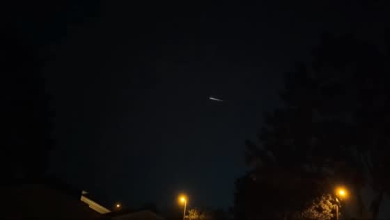 SpaceX Dragon Crew-11 capsule re-entry over Irvine, California, USA