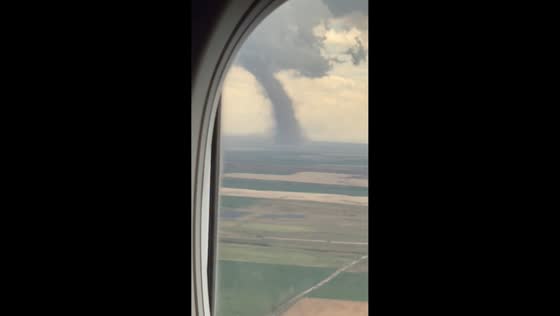 Passenger spotted massive tornado from plane near airport in Denver, Colorado