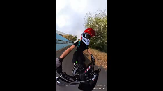 Rider narrowly dodges police attempt in Almaty, Kazakhstan