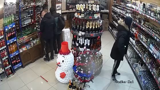 Sayansk liquor store incident: audacious theft caught on video