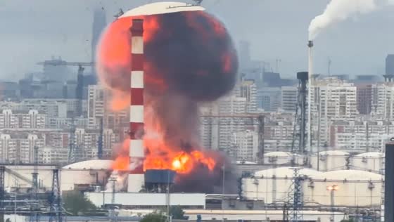 Explosion and fire reported at Kapotnya oil refinery in Moscow, Russia