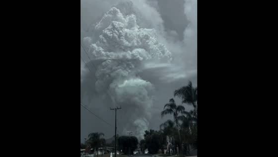 Large smoke cloud appears in the sky over San Bernardino, USA