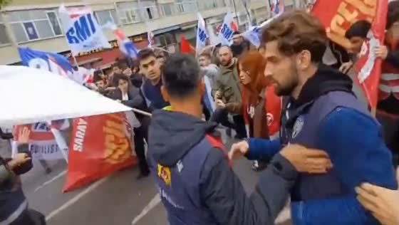 Police clash with May Day protesters in Istanbul's Sarachane Park