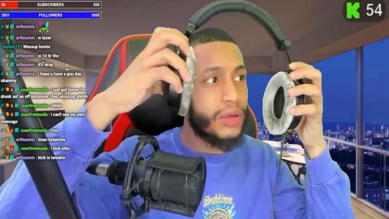 New Jersey streamer caught in earthquake live